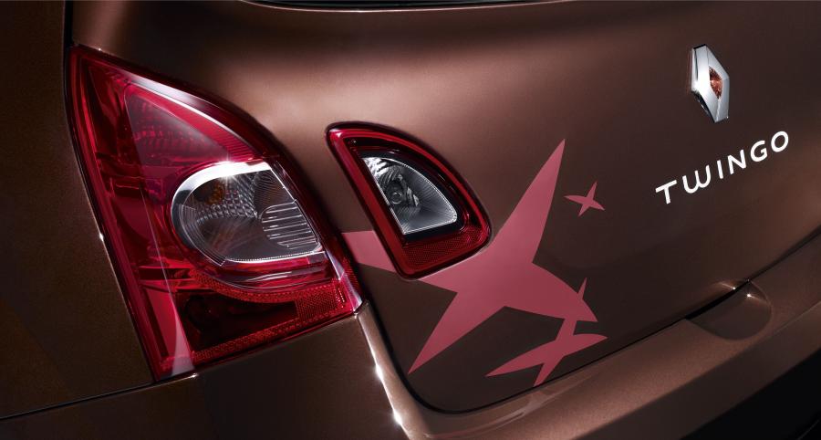  Renault Twingo Mauboussin 2011 года  (фото 5 из 6)